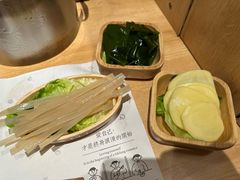 -独食火锅·半米屋台(直营总店)