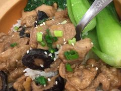 -煲仔皇腊味煲仔饭(经四万达店)