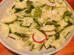 素拍黄瓜-辣不二地道川菜(汉水路店)