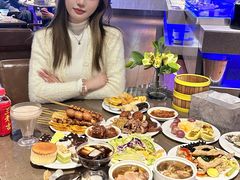 -新偶像健康汇•水疗SPA•豪华自助餐(世界城店)