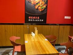 大堂-五样儿西昌小签签烤串(建设路店)