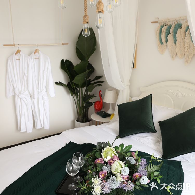 观音桥步行街商圈网红民宿