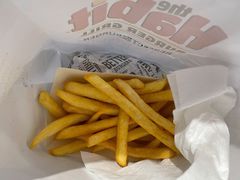 -The Habit Burger Grill 哈比特汉堡(爱琴海店)