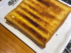 -喝丢一只鞋海鲜烧烤·海肠捞饭(文体街店)