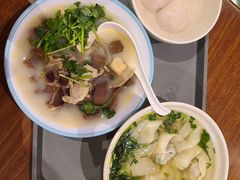 -大食代美食广场(上海中心店)