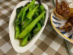 -新大咀港式茶餐厅(宝山万达店)