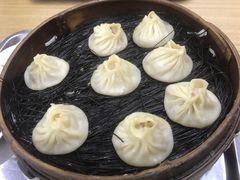 鲜肉汤包-四季美汤包(户部巷店)