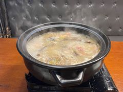 -宣威山野人家·云南菜·菌火锅(金碧店)