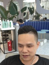 -PE SALON 