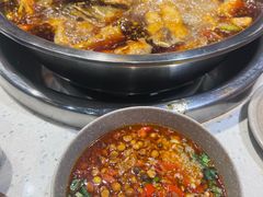 -肖肖酸萝卜鱼火锅(总店)