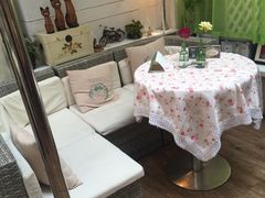 -燕庭·纯燕窝·甜品下午茶(南京西路店)