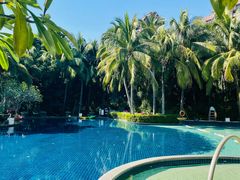 -三亚湾海居铂尔曼度假酒店