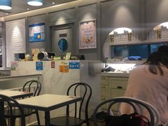 大堂-满记甜品(优客百盛店)