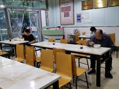 大堂-绿杨馄饨临顿路店