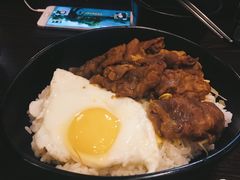 烤牛肉盖饭-HONGA HONGA雄家(曹路店)