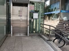 -铁西广场(地铁站)