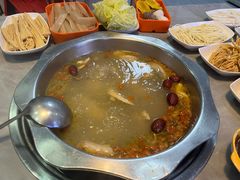 -光头药膳鸡(莱茵小镇店)