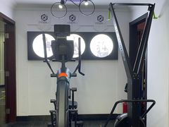 -简·无界健身工作室·运动康复·体态(石厦店)
