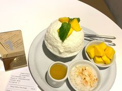 芒果雪冰-Cheevit Cheeva(Sirimangkalajarn)