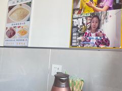 -湖南常德牛肉米粉(十梓街店)