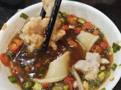 -老来福·非遗酸汤兔(凯旋路店)