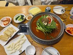-喇喇排骨火锅·传统韩式脊骨汤(望京西园总店)