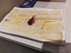 -牛村来人潮汕牛肉火锅(西单店)