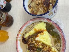 -嘎嘎香·大茶缸麻辣烫