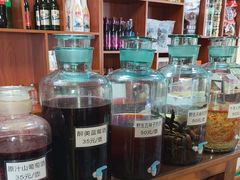 -果松木炭酸菜铜火锅·外婆参鸡汤