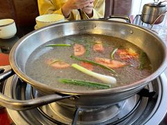 -老石黑山羊毛驴肉火锅(金凯广场店)