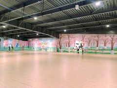 -极限PLAY运动娱乐新世界·团建派对表演休闲馆·室内高空游乐园