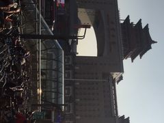 -全家便利店(莲花池东路店)