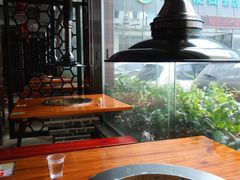 靠窗位-炭虎子水浒烤肉(梦时代店)