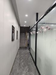 -苗方清颜专业祛痘·皮肤管理