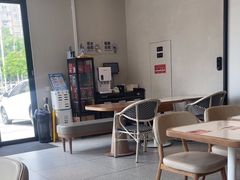 -必胜客(阿罗海店)