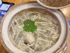 -Hoang Yen Vietnamese Cuisine