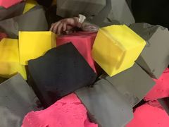 -嘿哟动霸CHUA·新潮玩运动娱乐中心·蹦床滑冰团建乐园