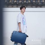 · 民宿在丽江古城北门坡的山顶，视野很好