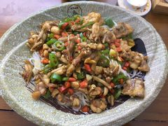 牛蛙拌粉-坊门老街(宜山路店)