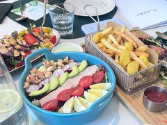 -ins森林童话餐厅coffee&bistro