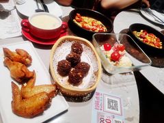 -必胜客(欢乐颂店)