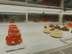 -潮一不贰·法式甜品·生日蛋糕·西式简餐(外滩店)