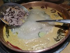 -洱火云南酸菜牛肉火锅(石景山当代商城店)