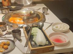 -老房老舍重庆火锅(假日城市店)