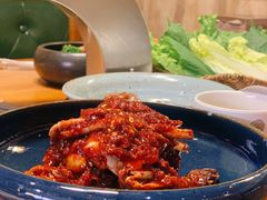 月梅酱辣蟹-草家酱蟹炭火烤肉店(珲春南路一店)