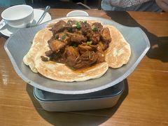 地锅鸡-小菜园新徽菜(芜湖奥特莱斯店)