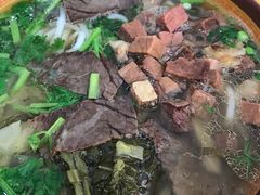 -花溪牛肉粉(八鸽岩店)