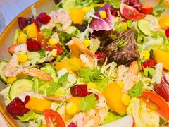 脆甜鲜虾沙拉-幸薈飯堂