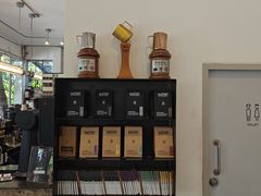 -Roast8ry Coffee Lab