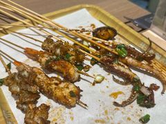 -街角等你.大连海鲜烧烤.经典铁板海鲜串(西安路店)
